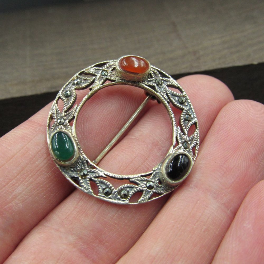 Sterling Silver Rustic Marcasite Chrysoprase Pin - image 3